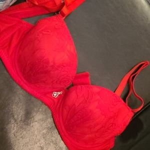 Red lace push up bra ❤